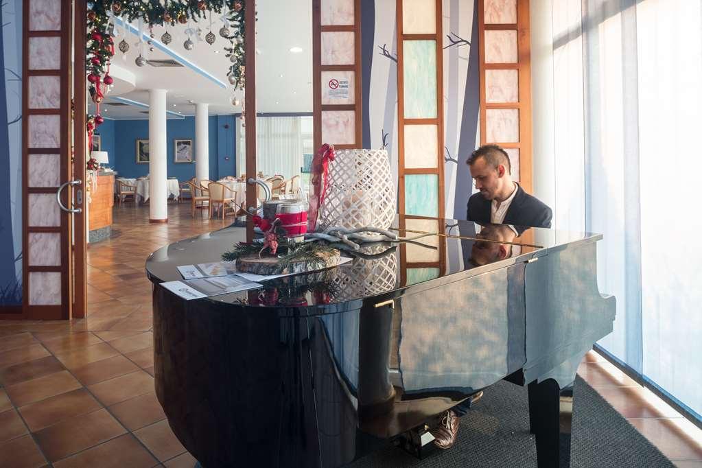 Roero Park Hotel Sommariva Perno Restaurant foto